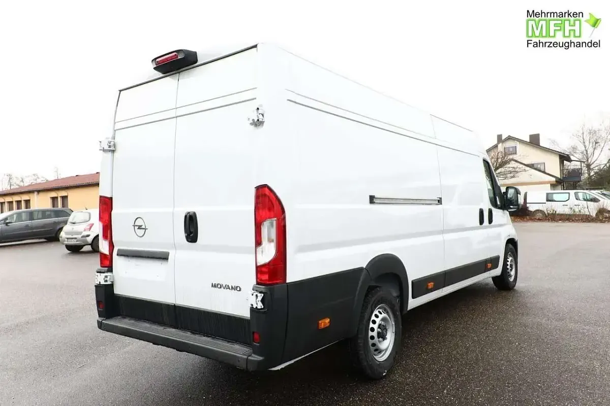 Neu Opel Movano 179 PS (131 kW) 2025 Casablanca weiß Van