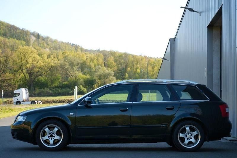 Gebraucht Audi A4 S-Line 131 PS (96 kW) 2004 Grün Limousine