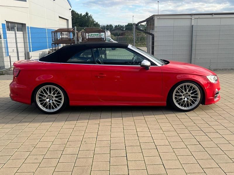 Gebraucht Audi S3 Cabriolet Ambiente 300 PS (220 kW) 2014 Rot Cabrio