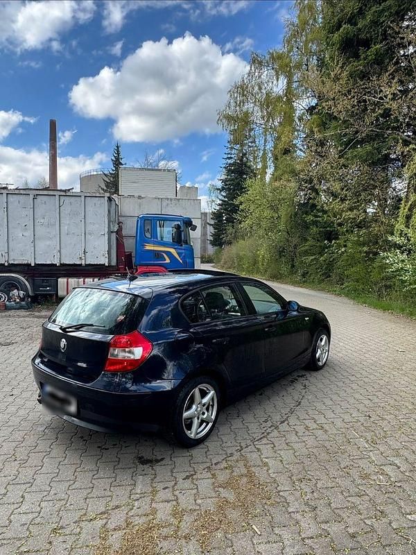 Second-hand BMW 118 122 CP (89 kW) 2006 Albastru Hatchback