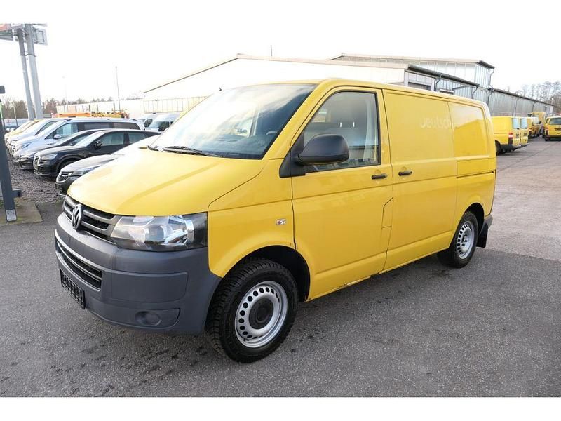 Ginstergelb r1032 Gebraucht 2011 VW T5 Van | 7.021 € (Etwas zu teuer) - Bild 1/3