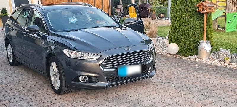 Gebraucht Ford Mondeo 180 PS (132 kW) 2017 Grau Kombi