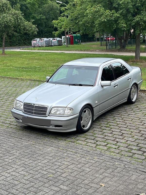 Gebraucht Mercedes C240 170 PS (125 kW) 1998 Silber Limousine