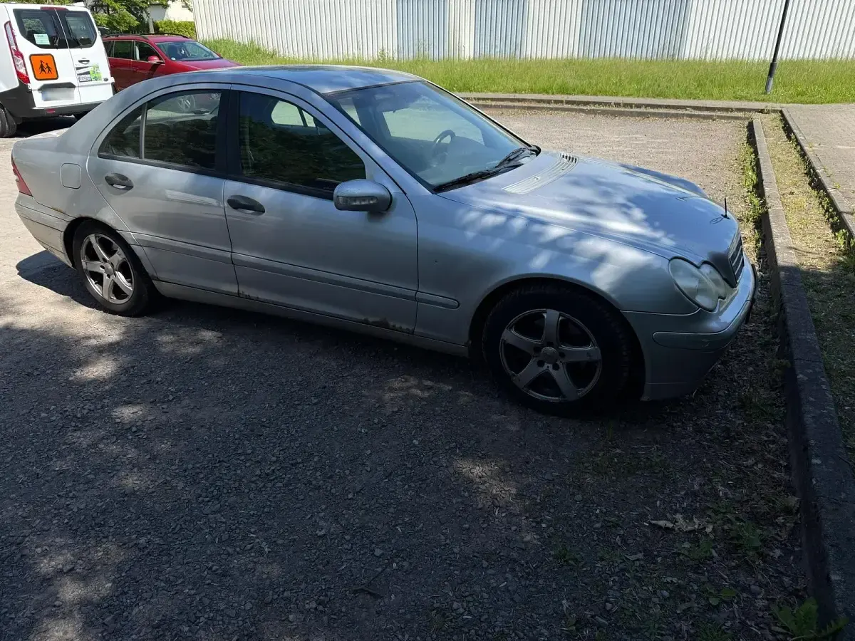 Brugt Mercedes C320 218 HK (160 kW) 2002 Sølv Sedan