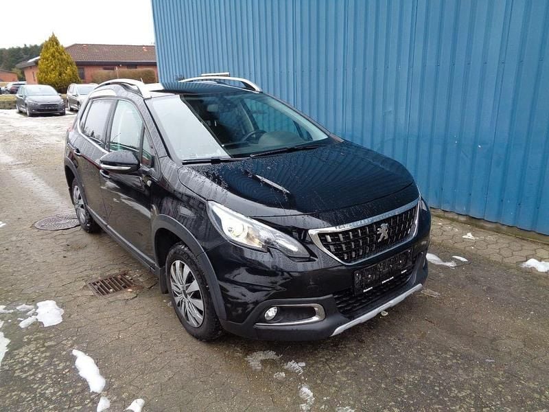Gebraucht Peugeot 2008 Allure Sky 102 PS (75 kW) 2018 Schwarz SUV
