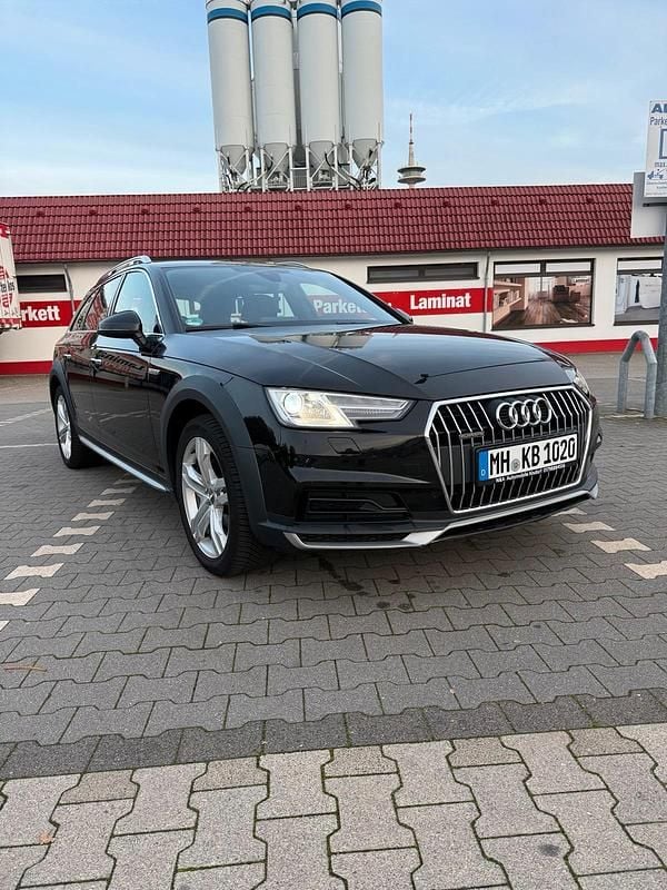 Schwarz Gebraucht 2017 Audi A4 Allroad Kombi | 14.799 € (Etwas zu teuer) - Bild 1/4