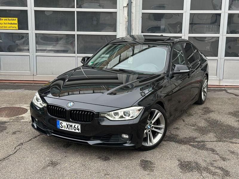 Schwarz Gebraucht 2014 BMW 328 Comfort Edition Limousine | 17.800 € (Fairer Preis) - Bild 1/4