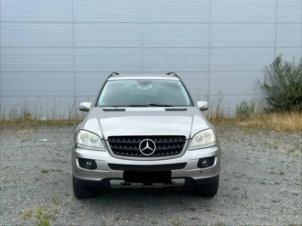 Gebraucht Mercedes ML280 190 PS (139 kW) 2007 Andere farben SUV