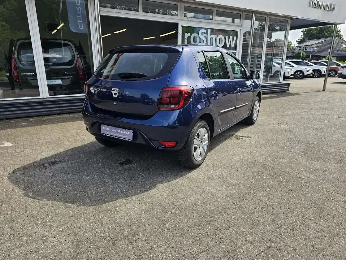 Gebraucht Dacia Sandero Comfort 73 PS (53 kW) 2019 Blau cosmos Kleinwagen