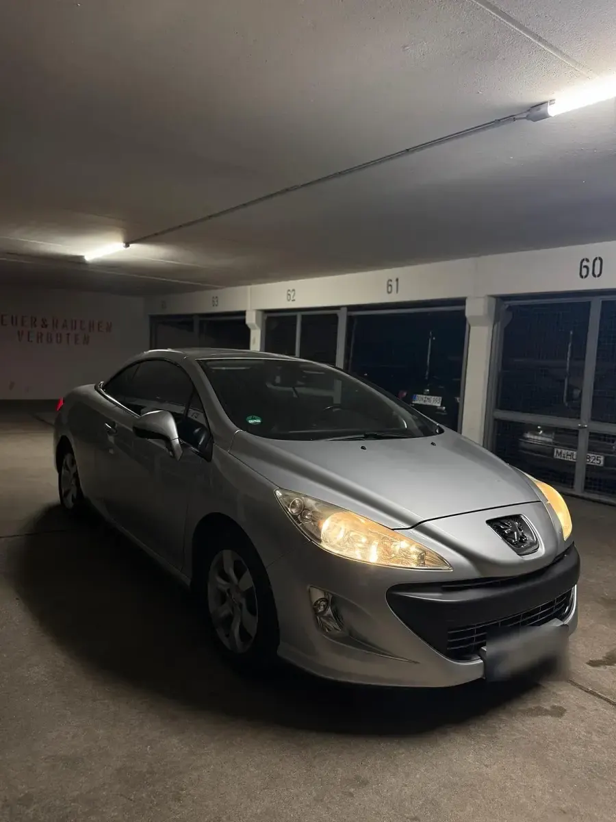 Gebraucht Peugeot 308 CC 156 PS (114 kW) 2011 Silber Cabrio
