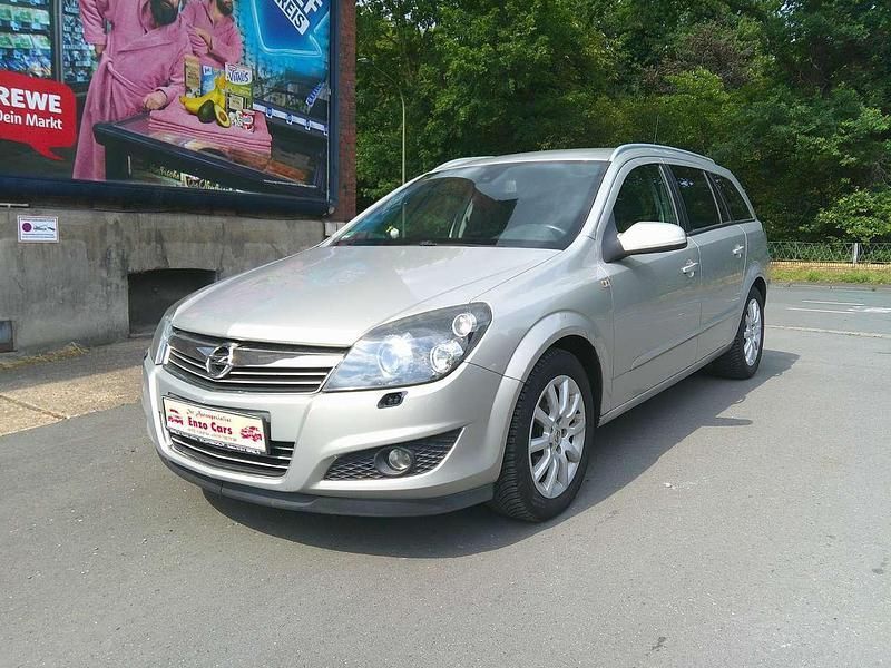 Pannacotta Gebraucht 2008 Opel Astra Kombi | 2.350 € (Fairer Preis) - Bild 1/4