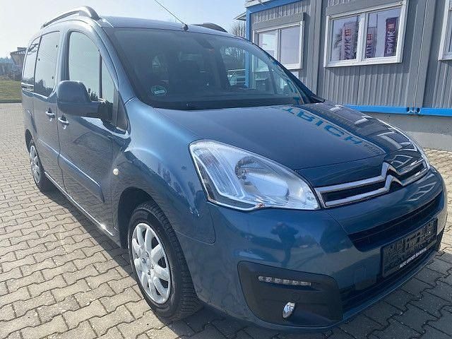 Gebraucht Citroën Berlingo Shine 120 PS (88 kW) 2017 Blau Van / Kleinbus
