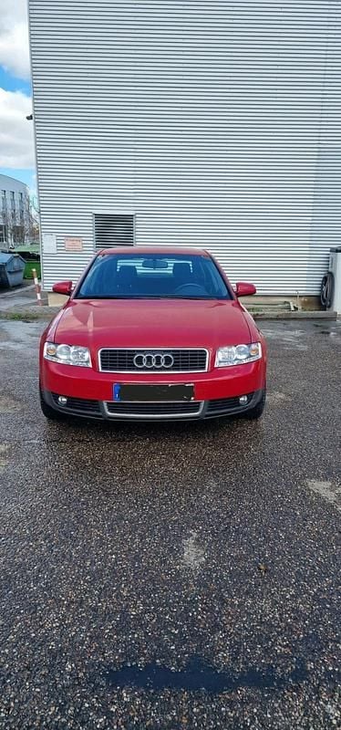 Gebraucht Audi A4 105 PS (77 kW) 2001 Rot Limousine