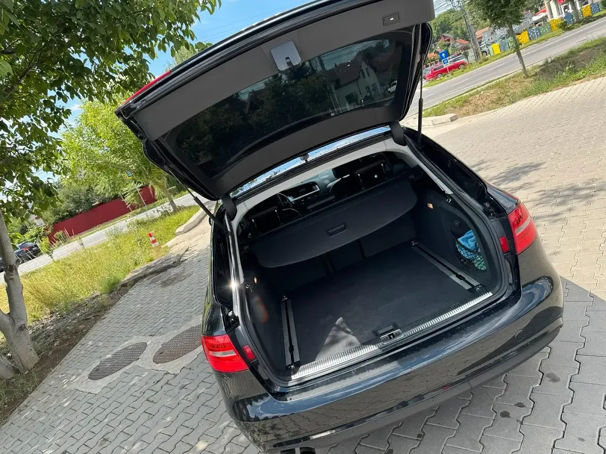 Gebraucht Audi A4 177 PS (130 kW) 2013 Schwarz Kombi