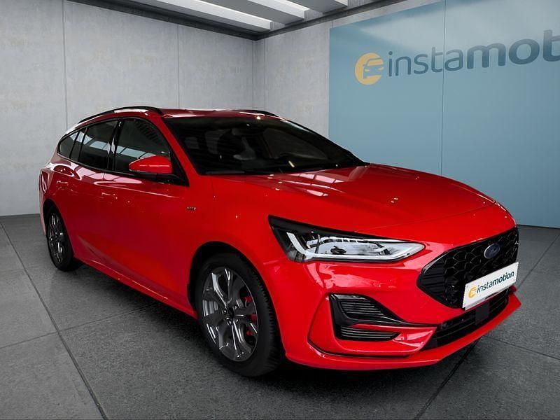 Gebraucht Ford Focus 155 PS (114 kW) 2024 Rot Kombi