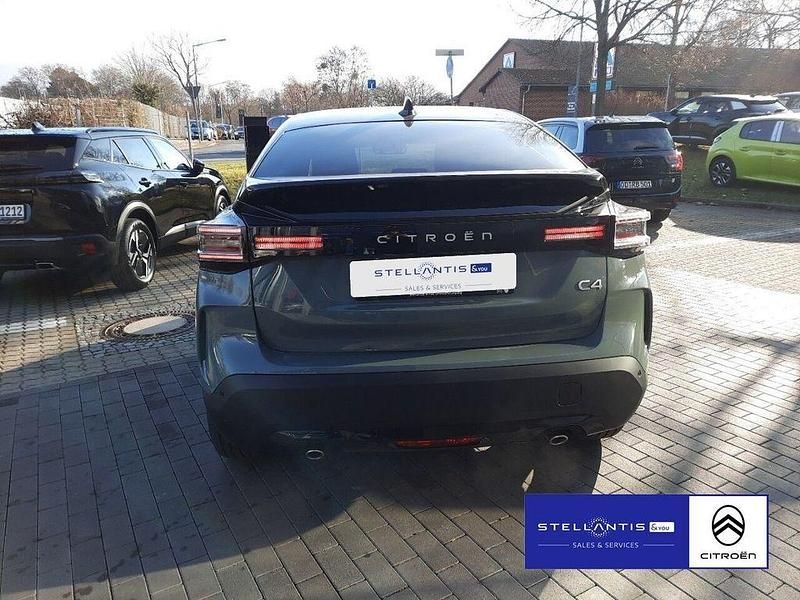 Gebraucht Citroën C4 PureTech 131 PS (96 kW) 2025 Grün Limousine