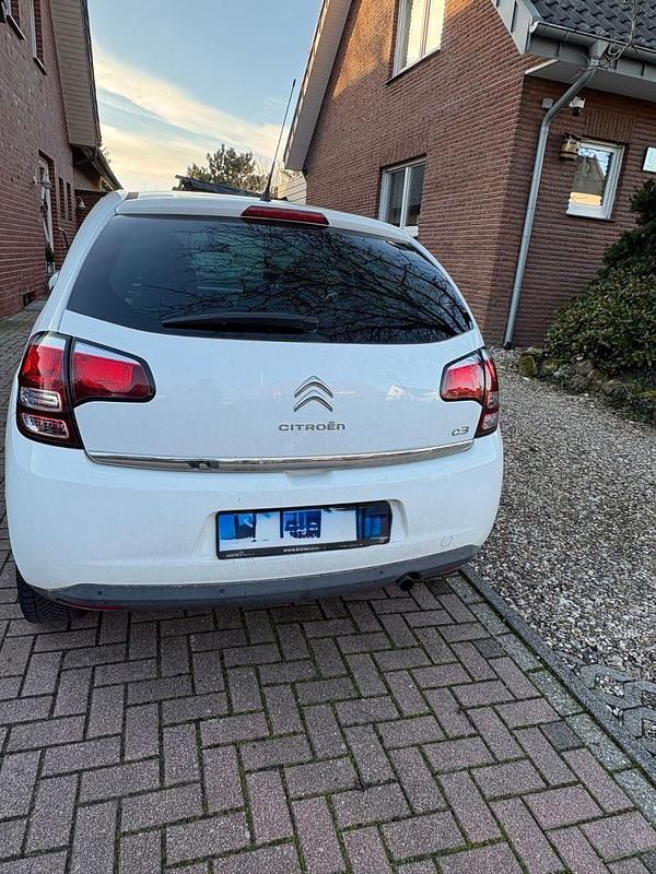 Gebraucht Citroën C3 PureTech 82 PS (60 kW) 2016 Weiß Kleinwagen