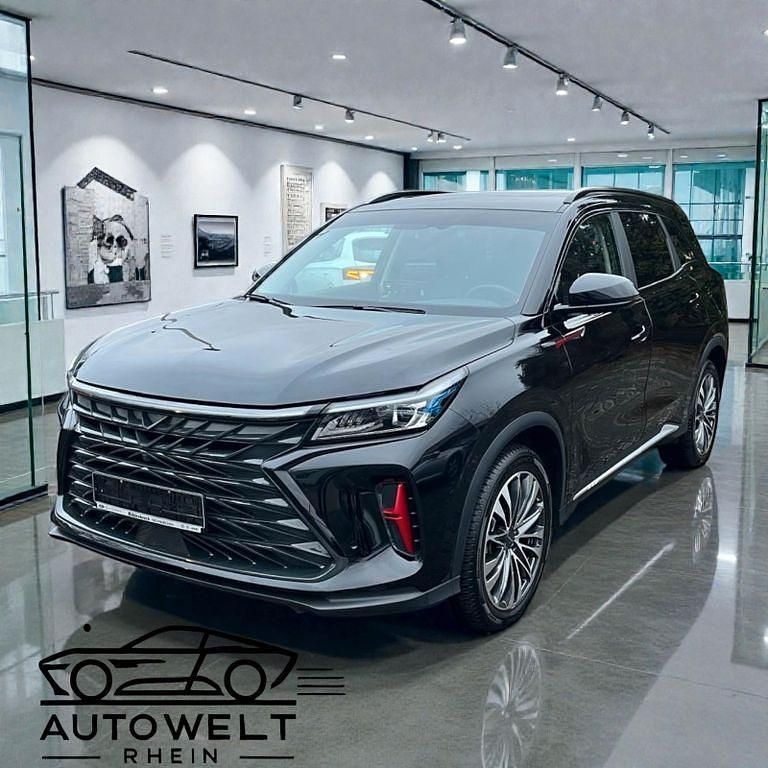 Gebraucht DFSK Fengon 177 PS (130 kW) 2024 Schwarz SUV