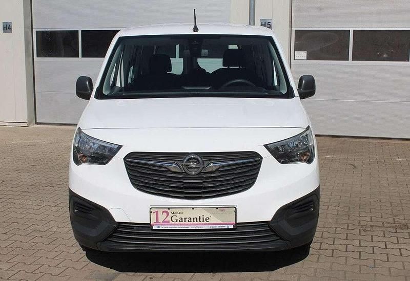 Gebraucht Opel Combo Life S 110 PS (80 kW) 2019 Jade weiss/arktis weiss Van / Kleinbus
