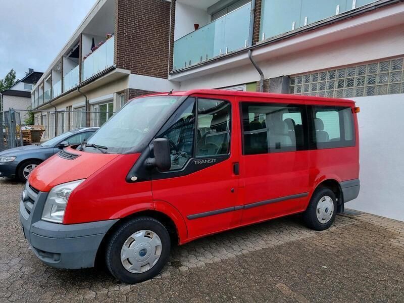 Rot Gebraucht 2010 Ford Transit Van / Kleinbus | 3.700 € (Fairer Preis) - Bild 1/4