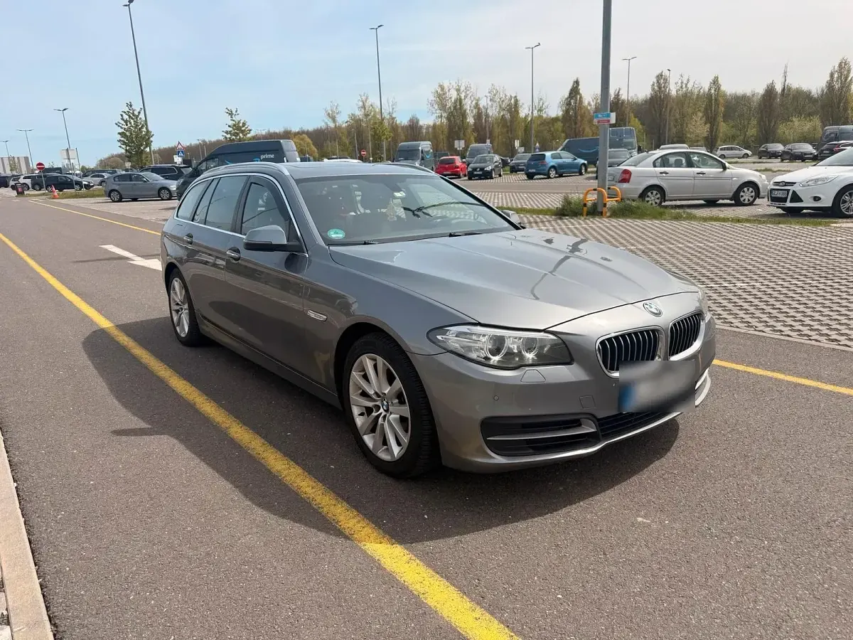 Gebraucht BMW 530 258 PS (189 kW) 2016 Grau Kombi