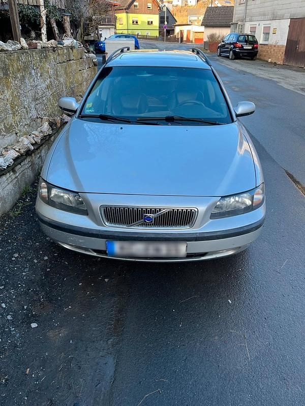 Gebraucht Volvo V70 163 PS (119 kW) 2001 Silber Kombi