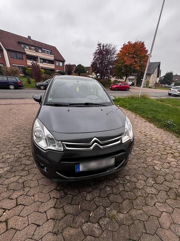 Silber Gebraucht 2015 Citroën C3 Kleinwagen | 5.500 € (Fairer Preis) - Bild 1/4