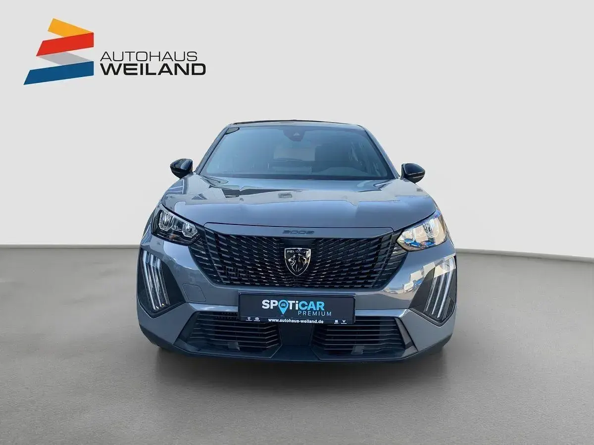 Gebraucht Peugeot 2008 Active 101 PS (74 kW) 2024 Grau SUV