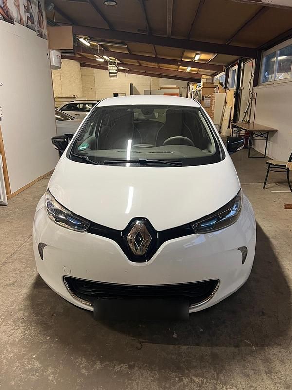Gebraucht Renault Zoe 41 kW (56 PS) 2019 Weiß Kleinwagen
