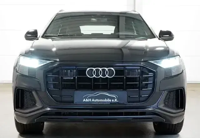 Gebraucht Audi Q8 S-Line 286 PS (210 kW) 2022 Schwarz SUV