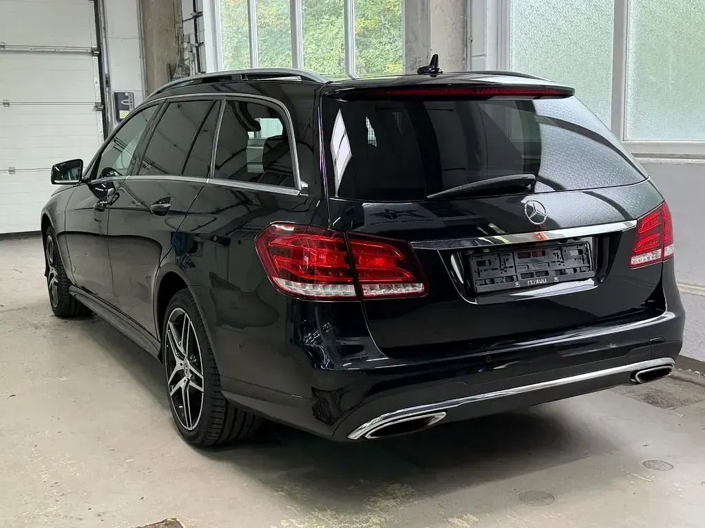 Gebraucht Mercedes E500 AMG 408 PS (300 kW) 2014 Schwarz Limousine