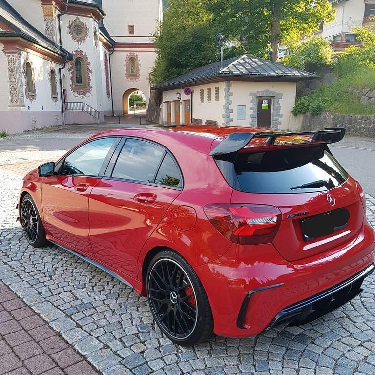 Gebraucht Mercedes A45 AMG AMG 381 PS (280 kW) 2016 Rot Limousine
