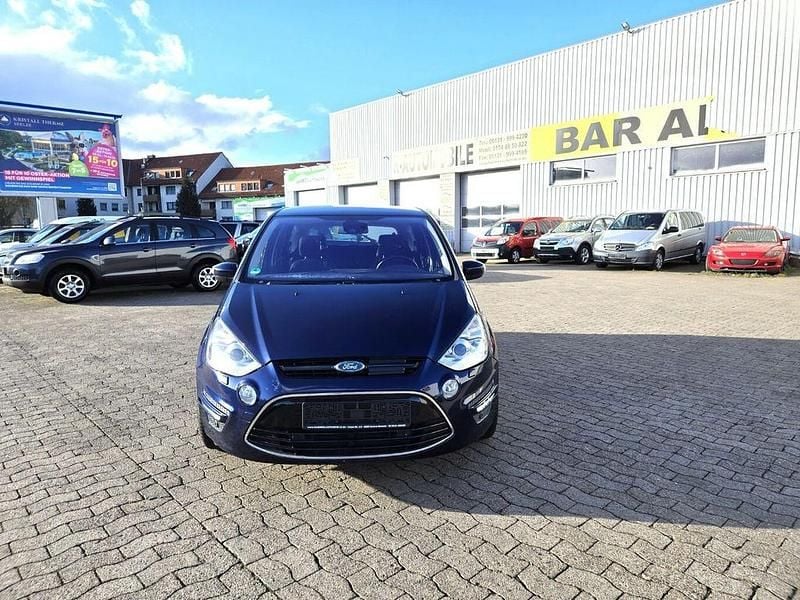 Gebraucht Ford S-MAX Titanium 203 PS (149 kW) 2011 Blau Van / Kleinbus
