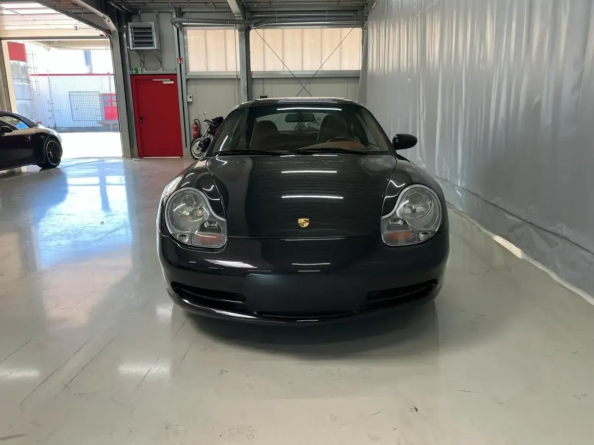 Gebraucht Porsche 996 Edition 301 PS (221 kW) 1999 Andere farben Coupé