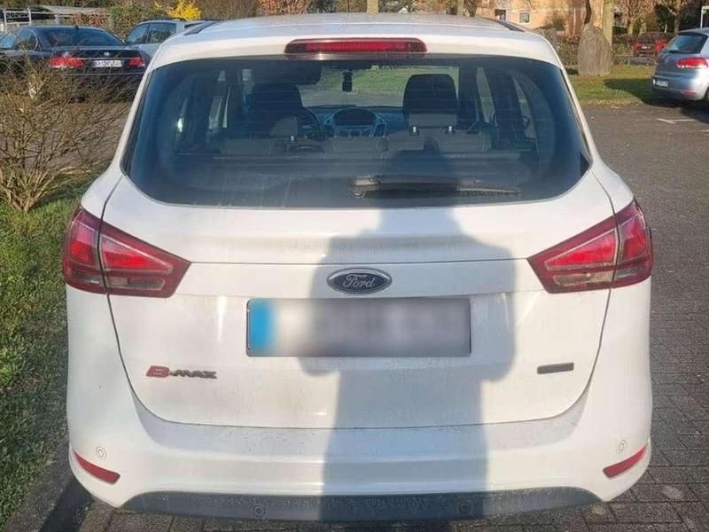 Gebraucht Ford B-MAX Trend 101 PS (74 kW) 2012 Weiß Van / Kleinbus
