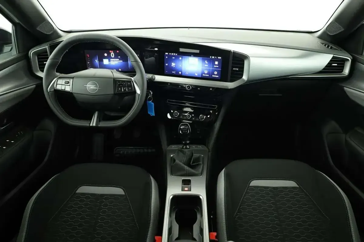 Neu Opel Mokka Edition 136 PS (100 kW) 2026 Arktis weiß SUV