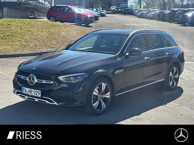 Schwarz Gebraucht 2025 Mercedes C220 Kombi | 61.600 € - Bild 1/2
