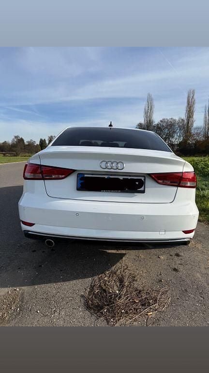 Gebraucht Audi A3 Ambiente 150 PS (110 kW) 2019 Weiß Limousine