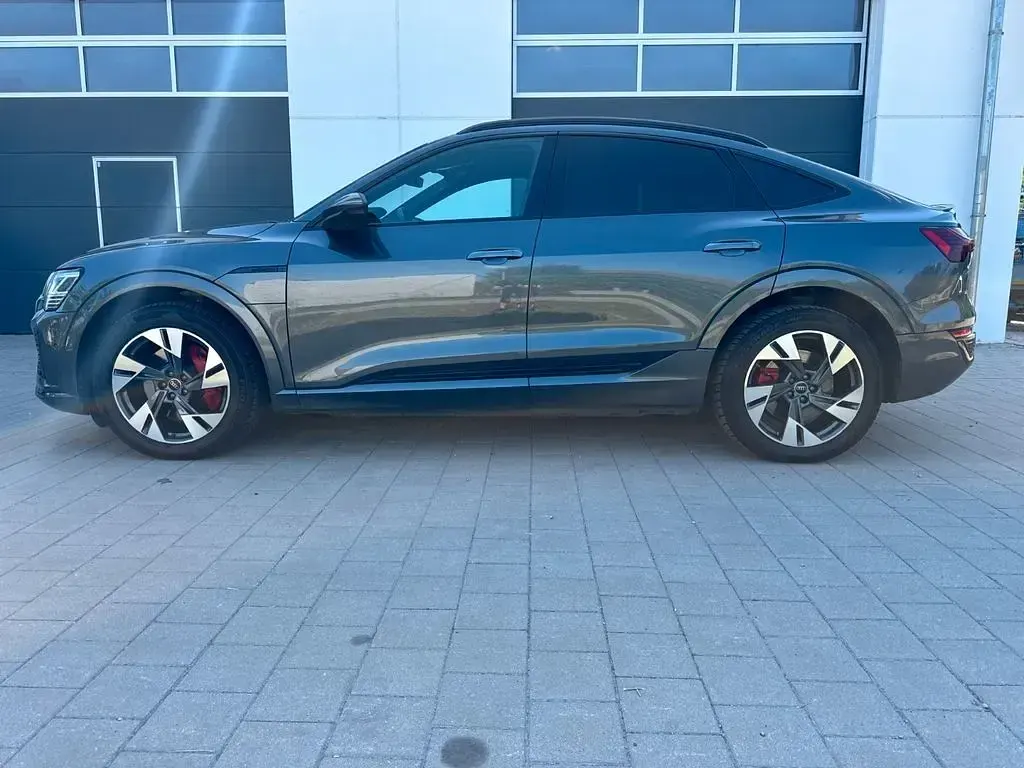 Gebraucht Audi Q8 e-tron S-Line 300 kW (408 PS) 2024 Grau SUV