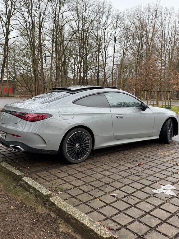 Gebraucht Mercedes CLE300 258 PS (189 kW) 2024 Grau