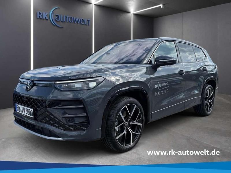 Grau Gebraucht 2025 VW Tayron R-line SUV | 59.990 € (Guter Preis) - Bild 1/4