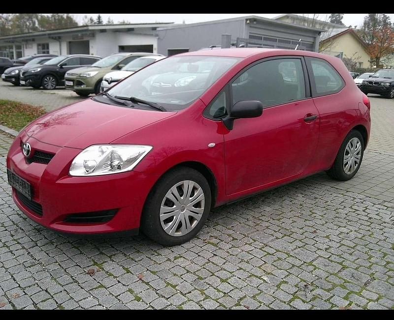 Gebraucht Toyota Auris Basis 97 PS (71 kW) 2007 Super red 3 Kleinwagen