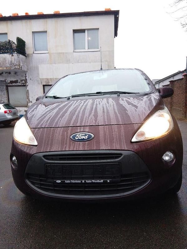 Gebraucht Ford Ka Ambiente 69 PS (50 kW) 2015 Braun Kleinwagen