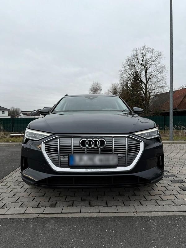Gebraucht Audi e-tron Ambiente 300 kW (408 PS) 2021 Grau SUV