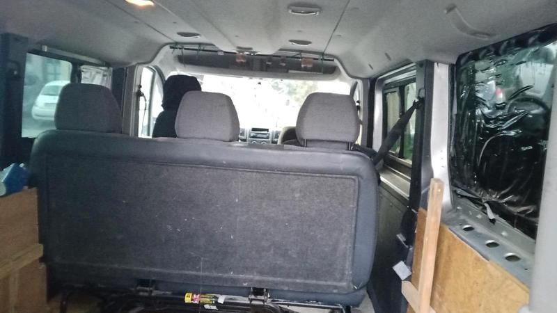 Silber Gebraucht 2010 Peugeot Boxer Van | 3.555 € (Fairer Preis) - Bild 1/4