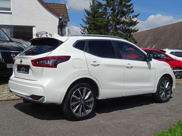 Gebraucht Nissan Qashqai Tekna 140 PS (102 kW) 2019 Pearl white (metallic) SUV