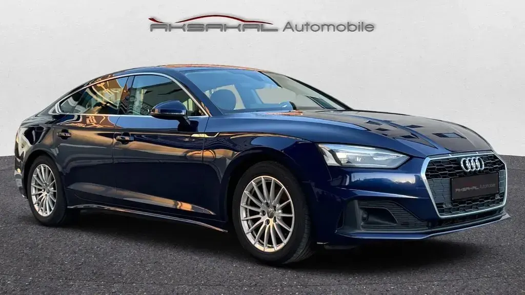 Gebraucht Audi A5 Sportback Design 136 PS (100 kW) 2020 Blau Kleinwagen