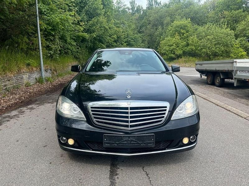 Gebraucht Mercedes S350 258 PS (189 kW) 2012 Schwarz Limousine