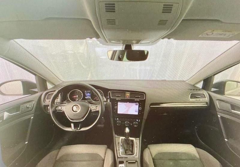 Gebraucht VW Golf VII Highline 150 PS (110 kW) 2017 Grau Limousine