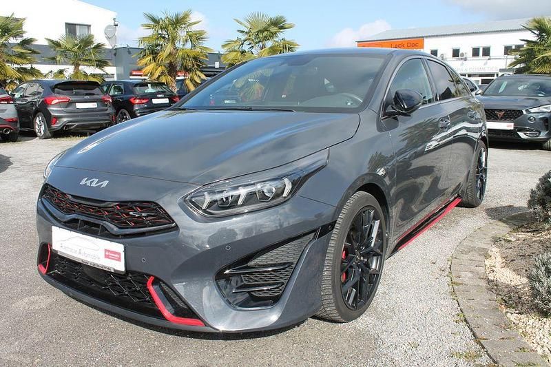 Gebraucht Kia ProCeed GT GT 204 PS (150 kW) 2023 Grau Kleinwagen